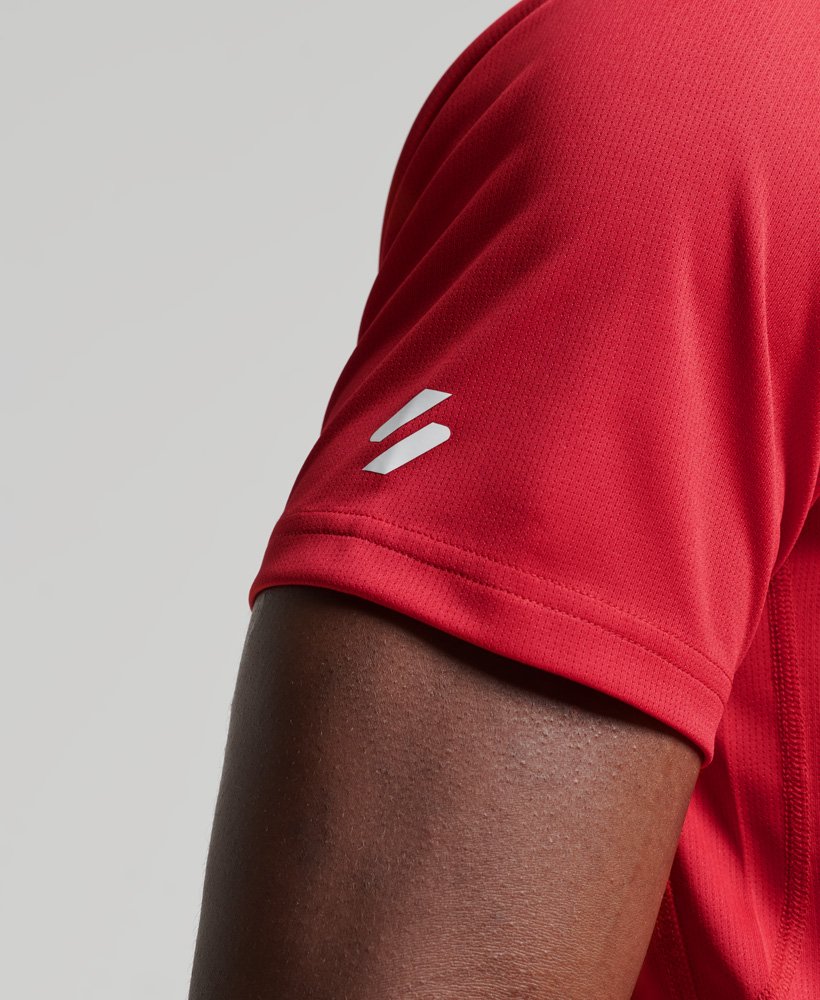 Train Active Logo Ss Tee | Carmine Red – Superdry
