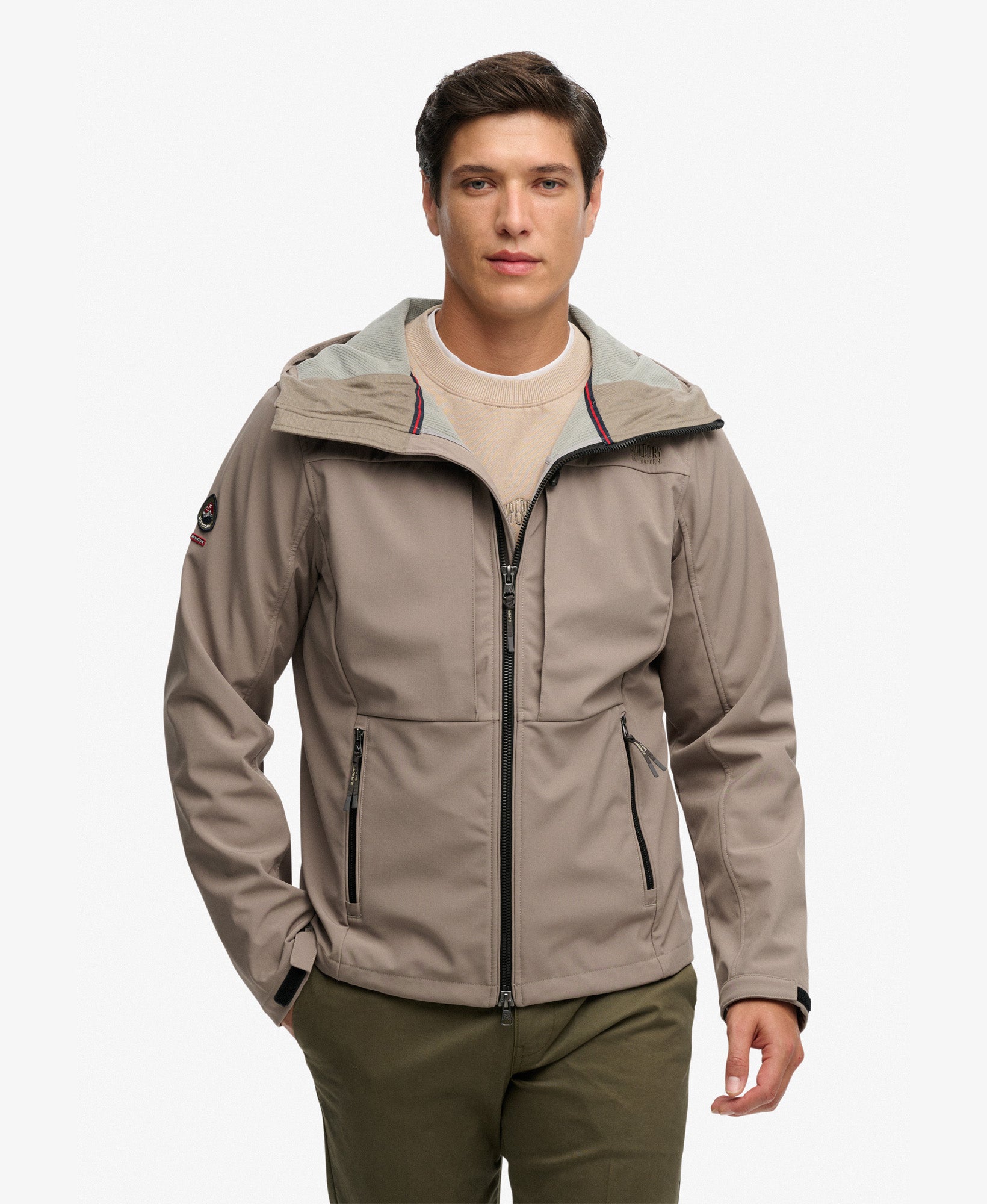 28-598383_1