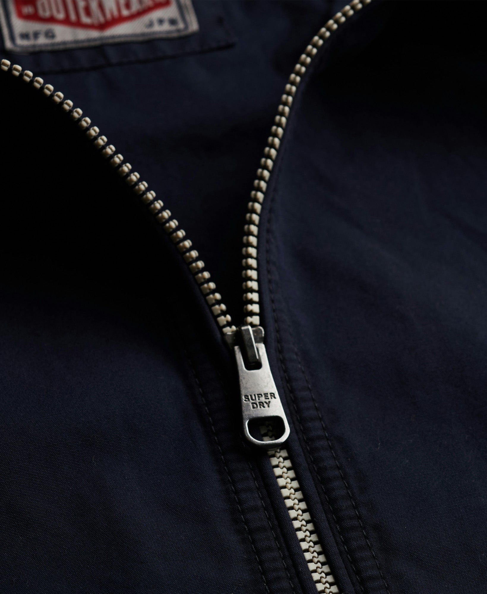 30-599698_1