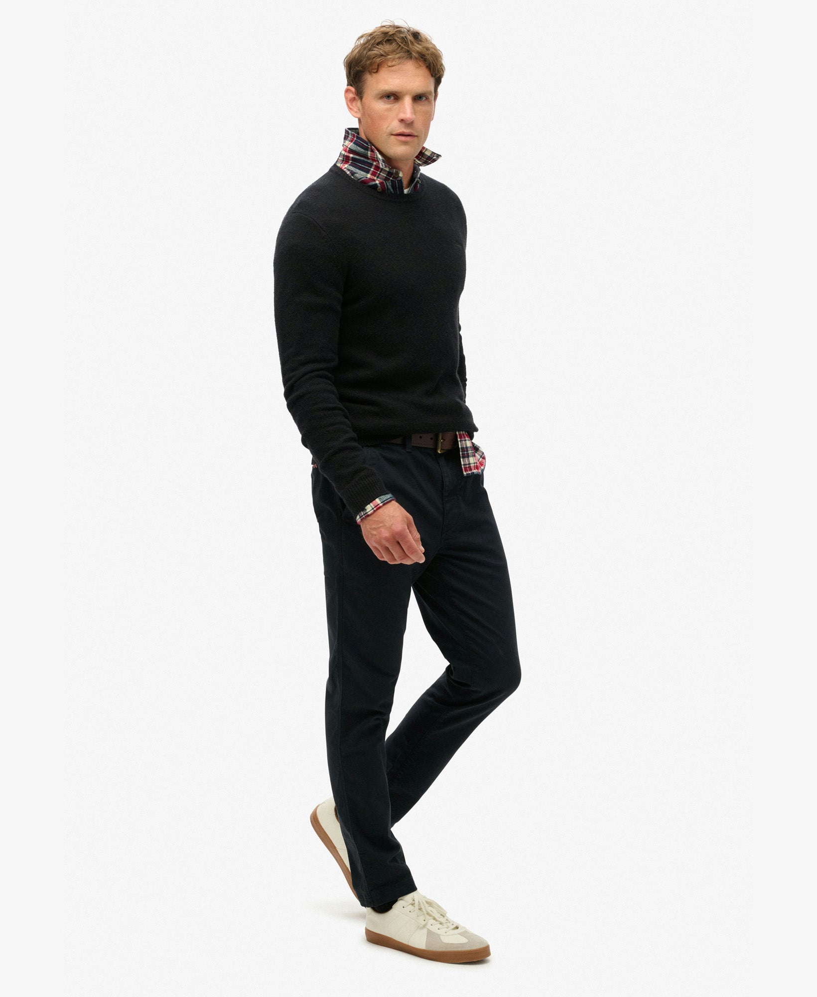 International Slim Fit Chino | Washed Black 32