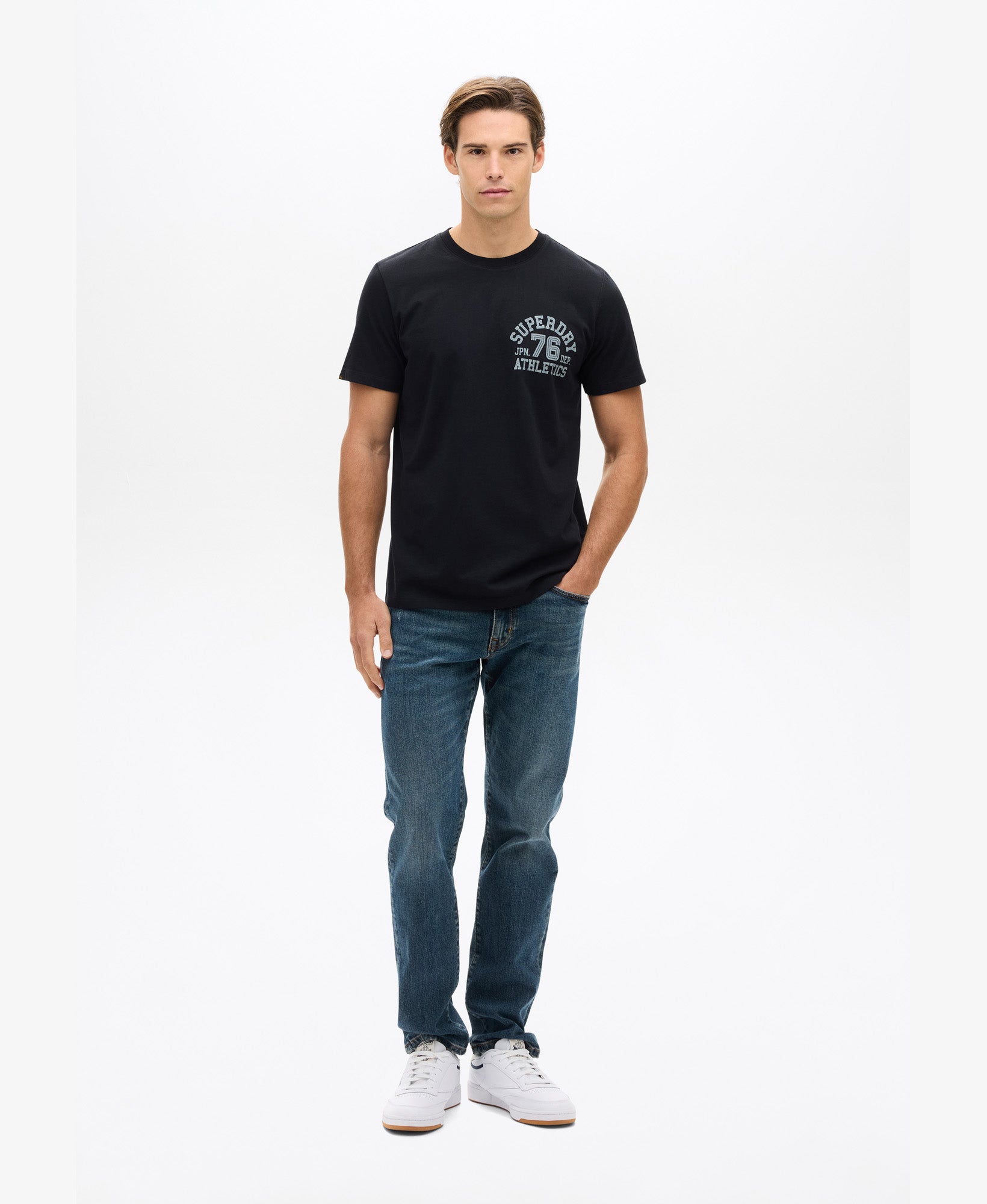 Athletic Essential Chest Tee | Black